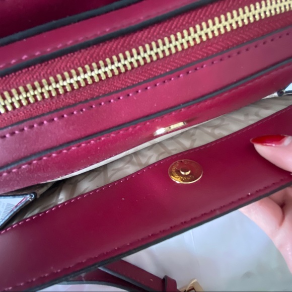 Calvin Klein Cross Body Purse - Picture 6 of 7